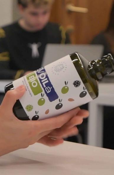 Students redesign the brand identity for Fattoria Triboli’s organic olive oil