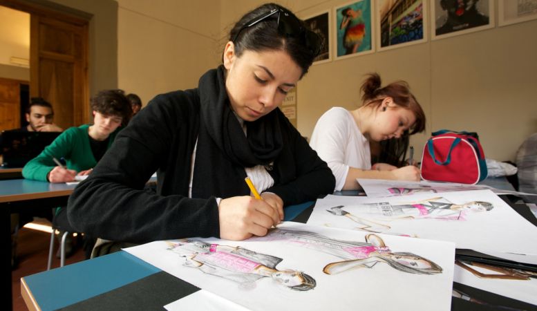 Degrees recognized by the Italian Ministry of Education