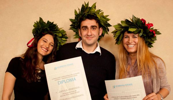 Diplomas awarded for the courses of fashion and design