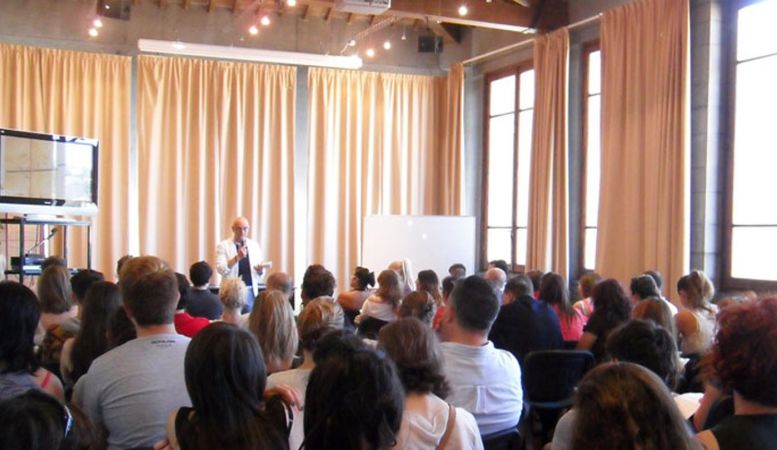 Aggiornamenti dalla stampa italiana: a scuola con i grandi maestri del design