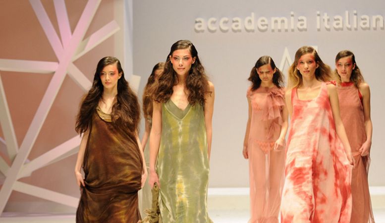 Courses of fashion, product, interior, graphic design and photography at the schools in Florence and Rome prepare for special ev