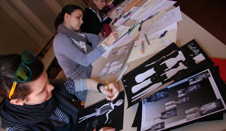 Interdisciplinary and multi-medial events for the schools of fashion, product, interior, graphic design and photography at the s