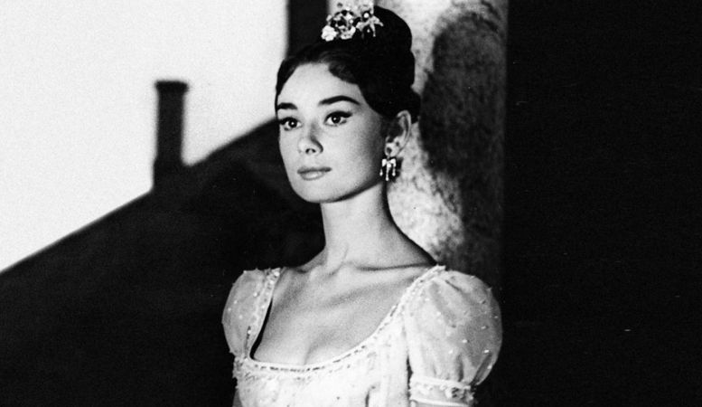 I giovani di Accademia Italiana interpretano lo stile Gattinoni