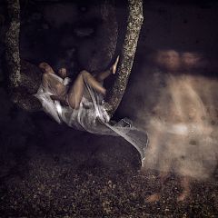 The school of photography and new media proposes "Body & Soul". 