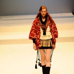 Le immagini della sfilata degli studenti della scuola di moda e di costume