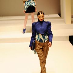 Le immagini della sfilata degli studenti della scuola di moda e di costume