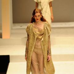 Le immagini della sfilata degli studenti della scuola di moda e di costume