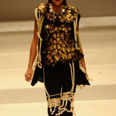 Le immagini della sfilata degli studenti della scuola di moda e di costume