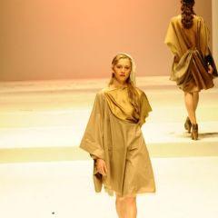 Le immagini della sfilata degli studenti della scuola di moda e di costume