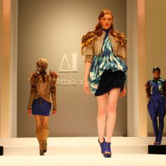 Le immagini della sfilata degli studenti della scuola di moda e di costume