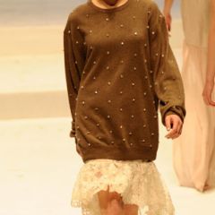 Le immagini della sfilata degli studenti della scuola di moda e di costume