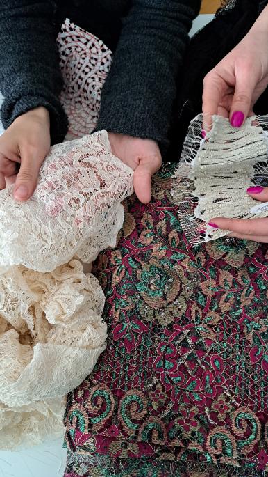 An international partnership: French lace arrives in Rome 