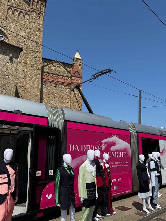 Da Divise a Uniche: Fashion becomes social empowerment