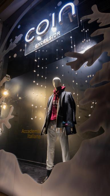 Christmas window display and photoshoot for COIN Excelsior